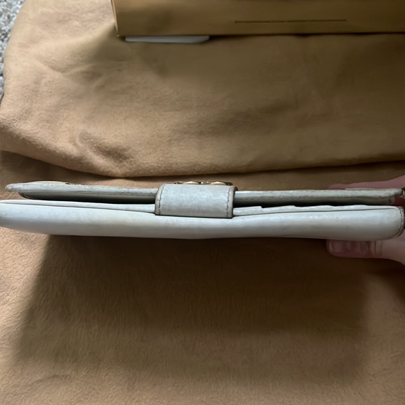 Gucci Wallet - Picture 7 of 16